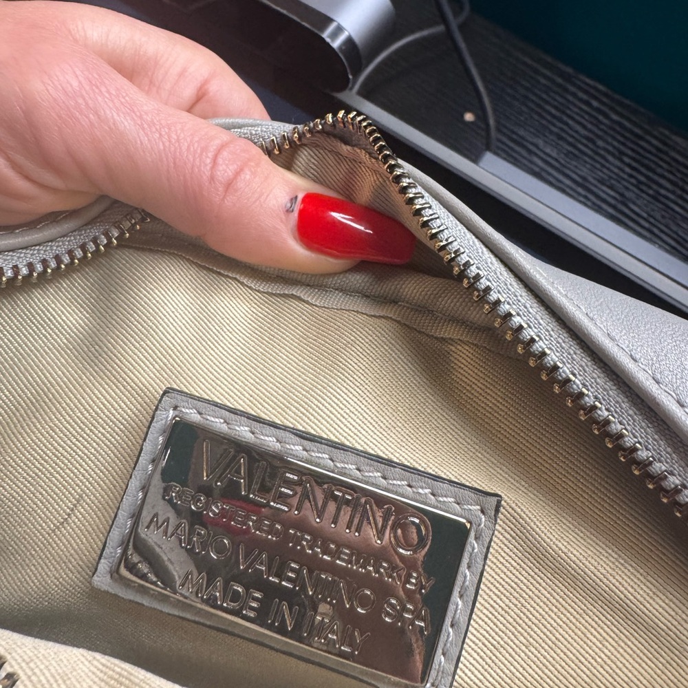 Valentino Dove Grey Crossbody Handbag - Picture 2 of 9